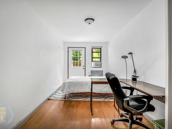 5th image of 144 W 133rd St #1
