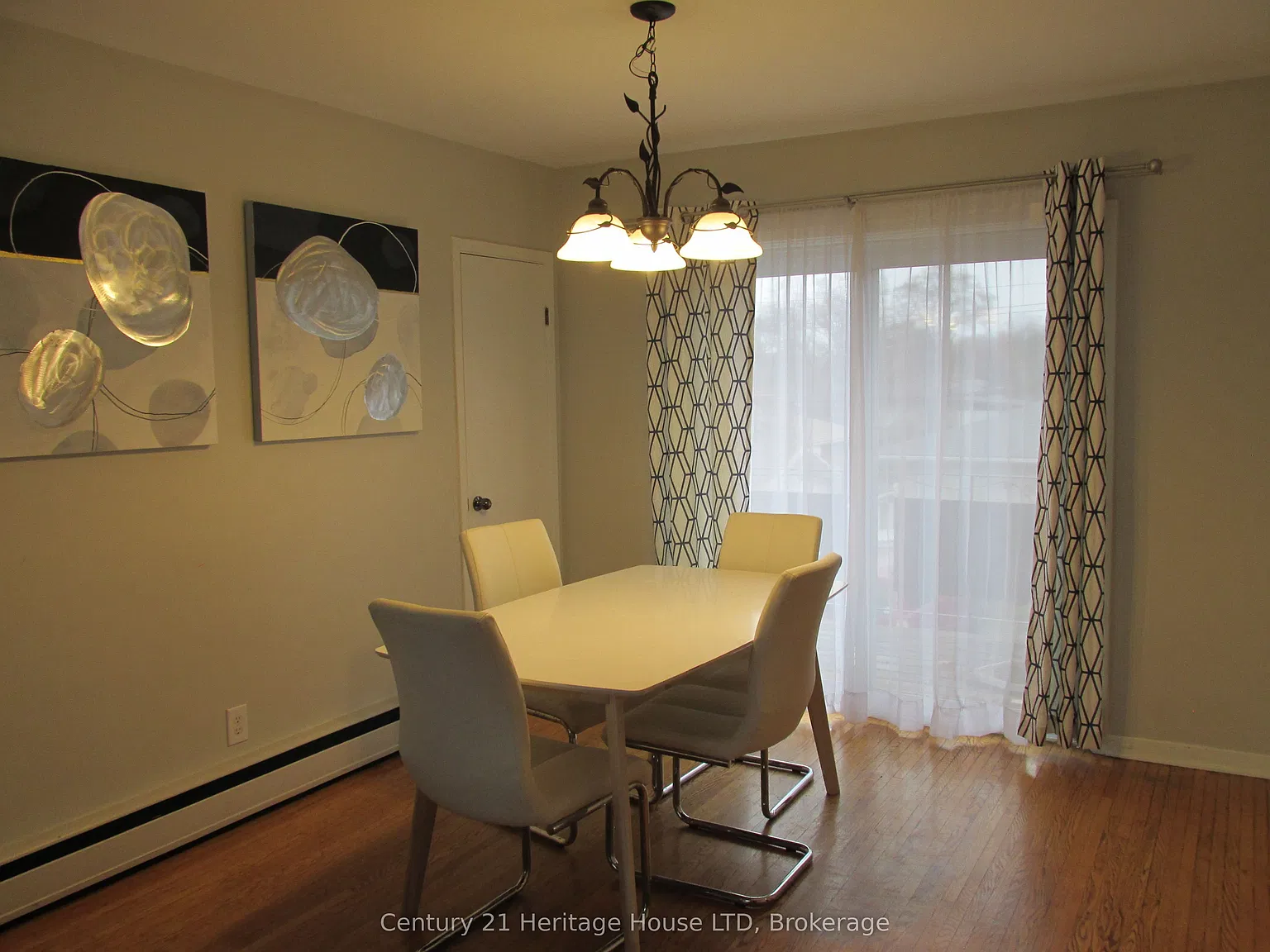 3 bed, $1,795 — Photo 3