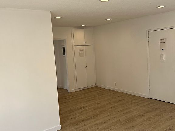2nd image of 1000 Hancock Ave APT 4