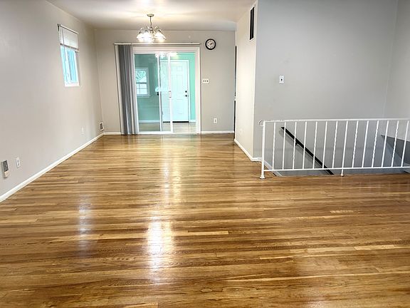 2nd image of 218 Upton St