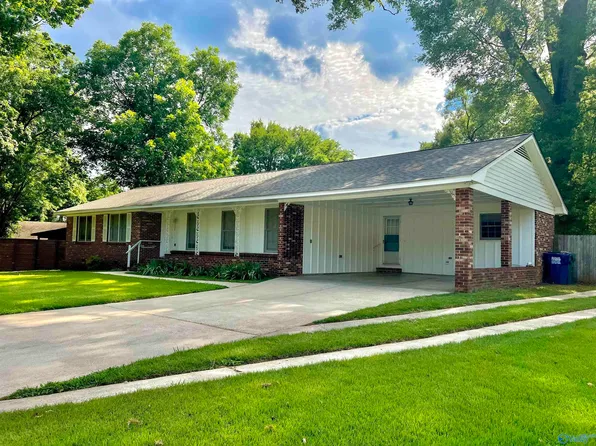 403 Hillmont Cir NW, Huntsville, AL 35805