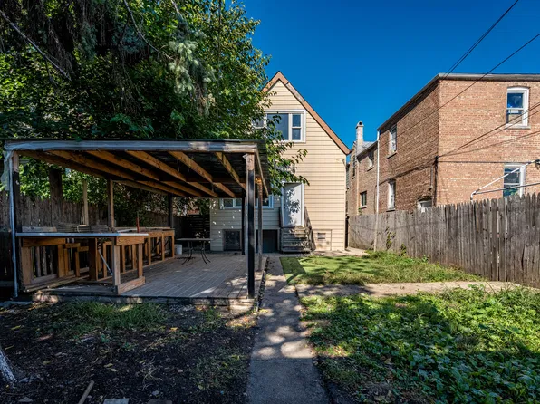 4247 W Crystal St, Chicago, IL 60651