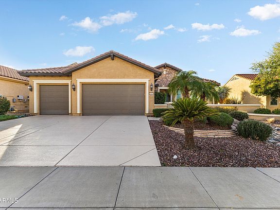 2nd image of 26629 W TONOPAH Drive