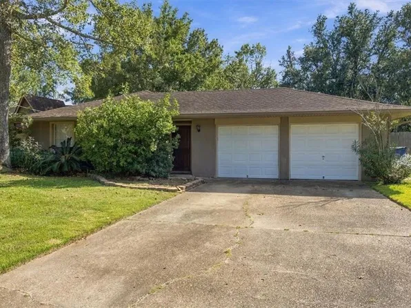 605 Markham Dr, Slidell, LA 70458