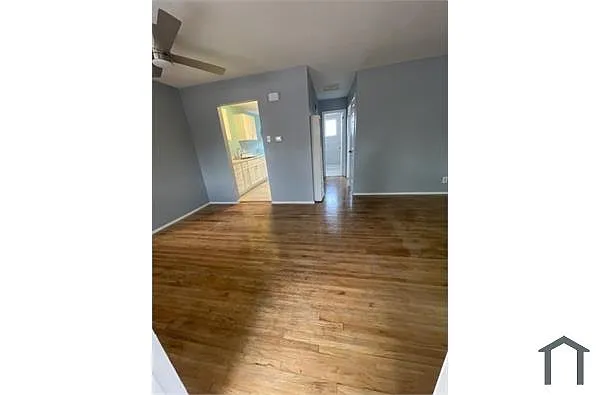 Building Photo - 541 Palomas Dr SE #2