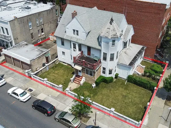 5622 14th Ave, Brooklyn, NY 11219