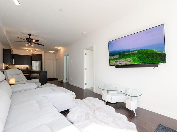 3rd image of 99 Chapel St #207