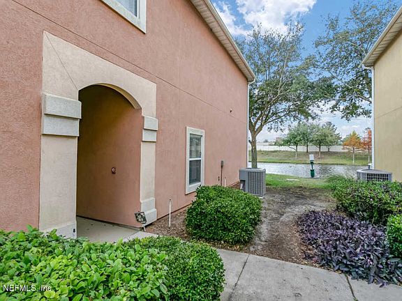 5th image of 13827 Herons Landing Way APT 5