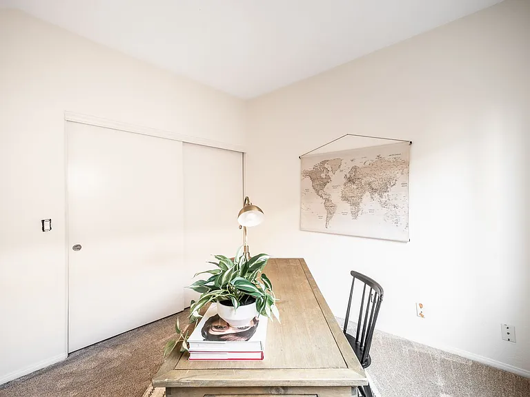 2283 Rock View Gln — Photo 11