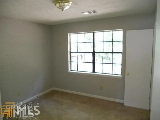 2384 Rodgers Dr SE — Photo 3