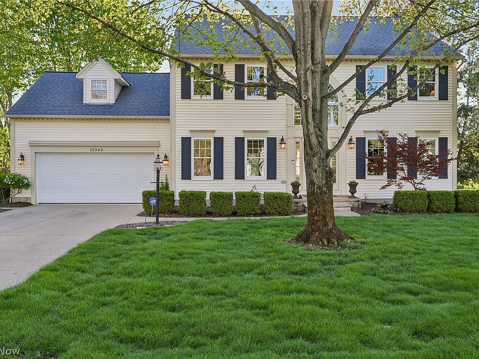 1st image of 32245 Country Club Dr