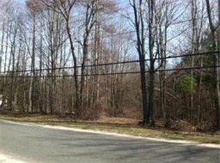 4 S Main St, Goshen, MA 01032