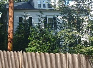 393 Walnut St, Brookline, MA 02445