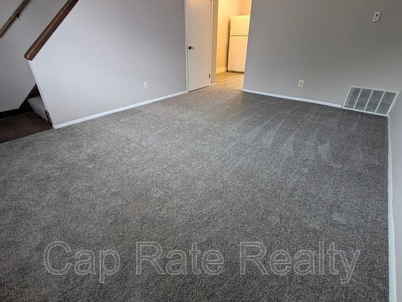 2nd image of 1199 E North Broadway St