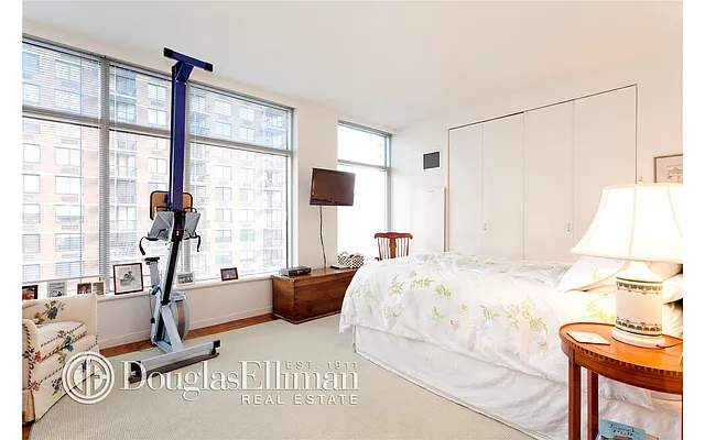 Rented by Douglas Elliman | media 12
