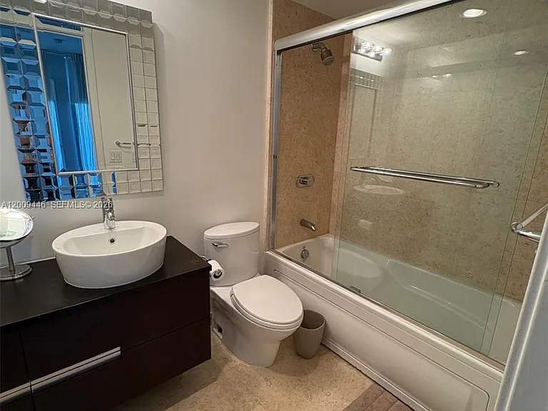 5875 Collins Ave #708 — Photo 15