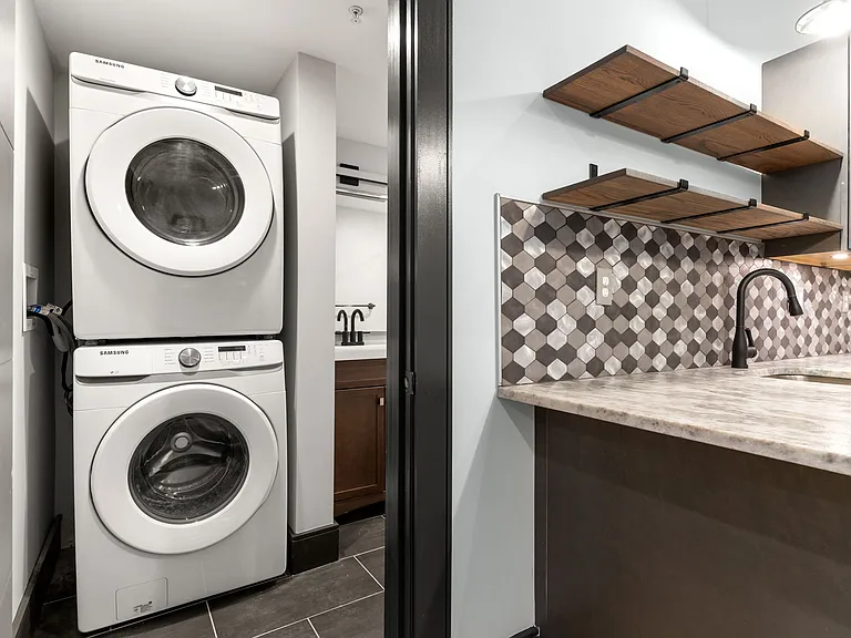 6 Washington St #403 — Photo 19