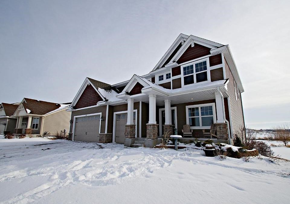 Welcome to 11857 74th St. NE