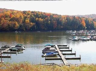 596-3 Hemlock Path, Lake Ariel, PA 18436