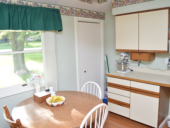 3rd image of 26851 N Iride Dr