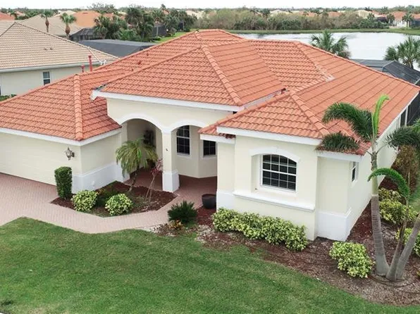 257 Montelluna Dr, North Venice, FL 34275