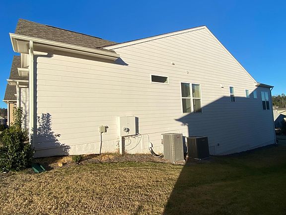 2nd image of 1060 Crooked Creek Rd