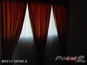 bedroomDSC07816