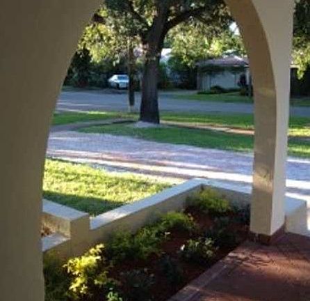 3rd image of 836 Sorolla Ave