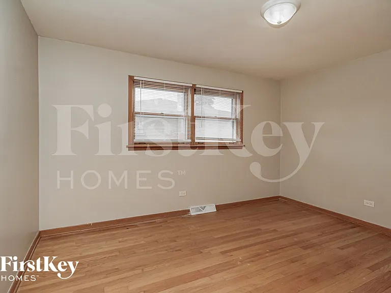 659 Paxton Ave — Photo 8