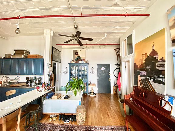 4th image of 248 McKibben St APT 3g