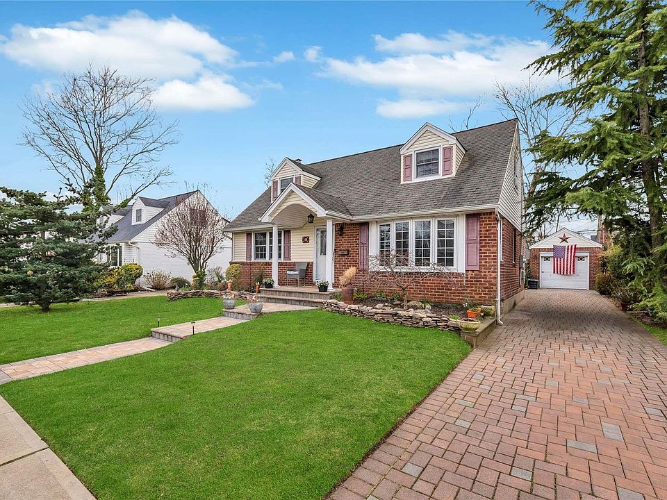 1st image of 146 Wickshire Drive