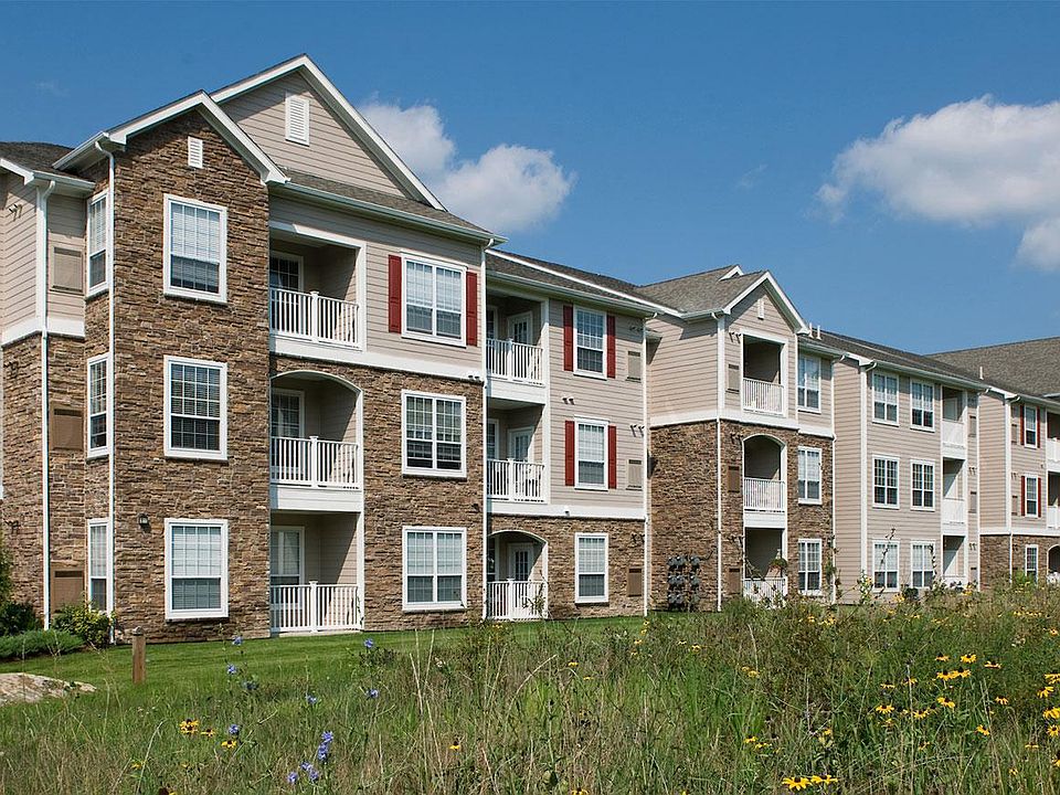1st image of 407 Foxboro Blvd #6304