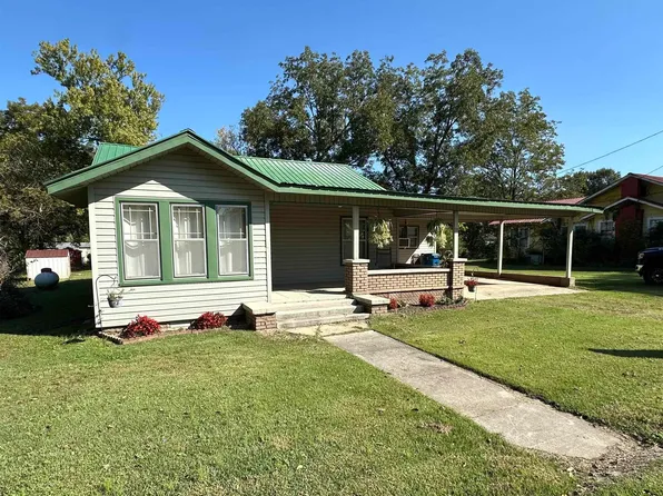 31 Franklin St, Crossville, AL 35962