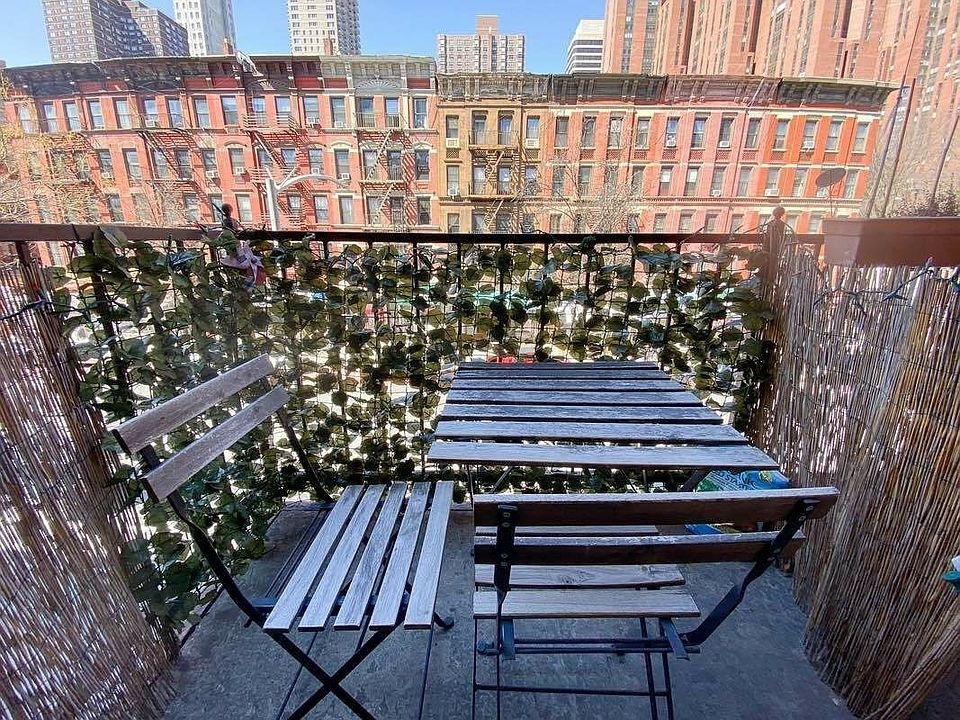 1st image of 1724 2nd Ave #3M