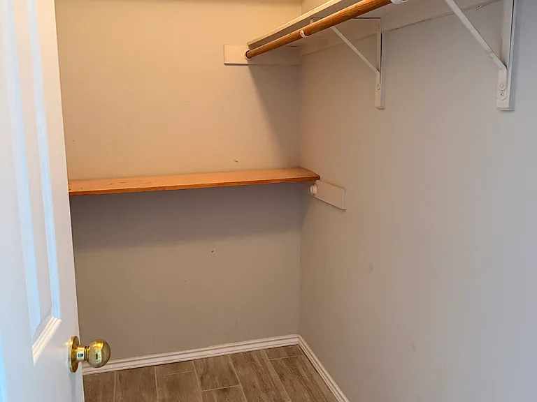 1235 Orchard Park Cir — Photo 11