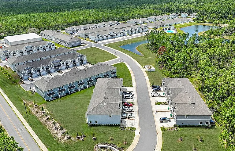 Walton's Landing Townhomes — Photo 14