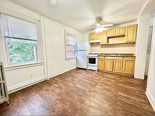 2nd image of 40-65 Ithaca St #B