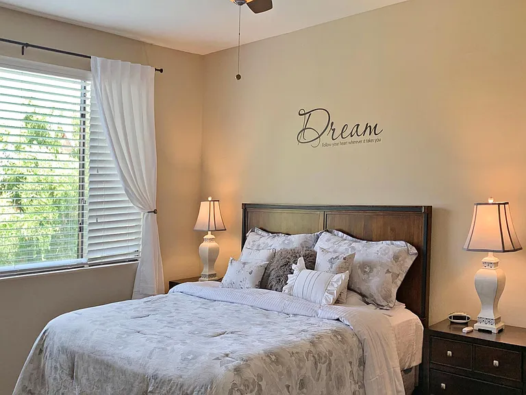 705 W Queen Creek Rd — Photo 10