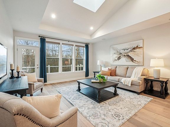 5th image of 3056 N Spurway Dr