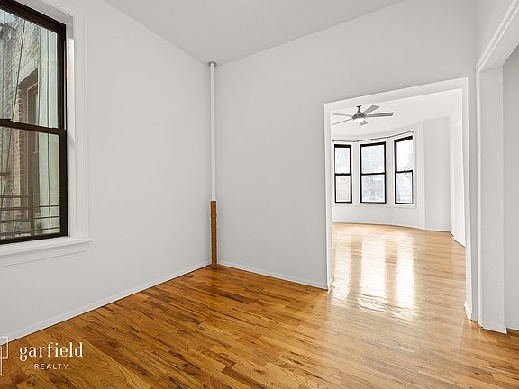 2nd image of 398 7th Ave APT 3