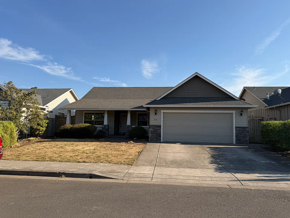 271 Auburn Ln