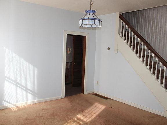 3rd image of 406 W Southern Ave
