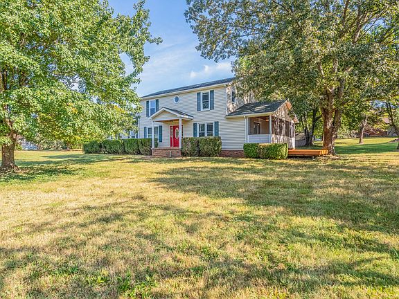 2nd image of 254 Cedar Ct