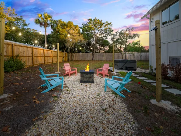 22103 Lakeview Dr, Panama City Beach, FL 32413
