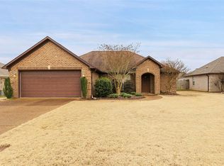 42 Hamlett Cv, Jackson, TN 38305