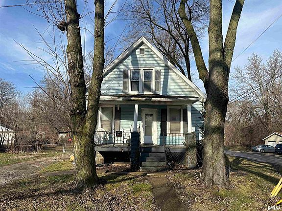 2nd image of 1037 N Wesley St