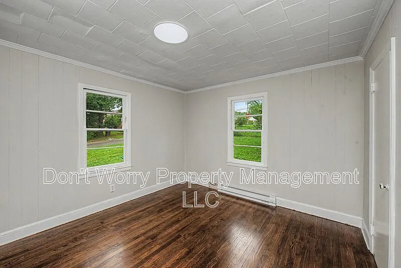 2 bed, 1.0 bath, 840 sqft, $1,150 — Photo 3