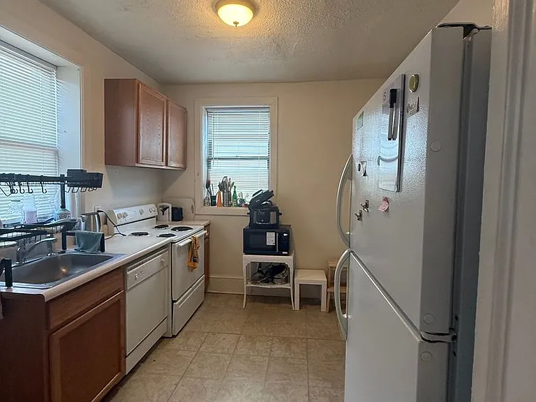 416 McKee Place — Photo 5