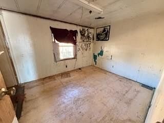 3rd image of 21405 Horseshoe Loop