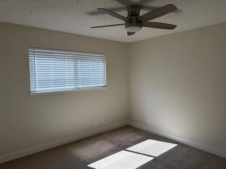 1172 Brace Ave #5 — Photo 18